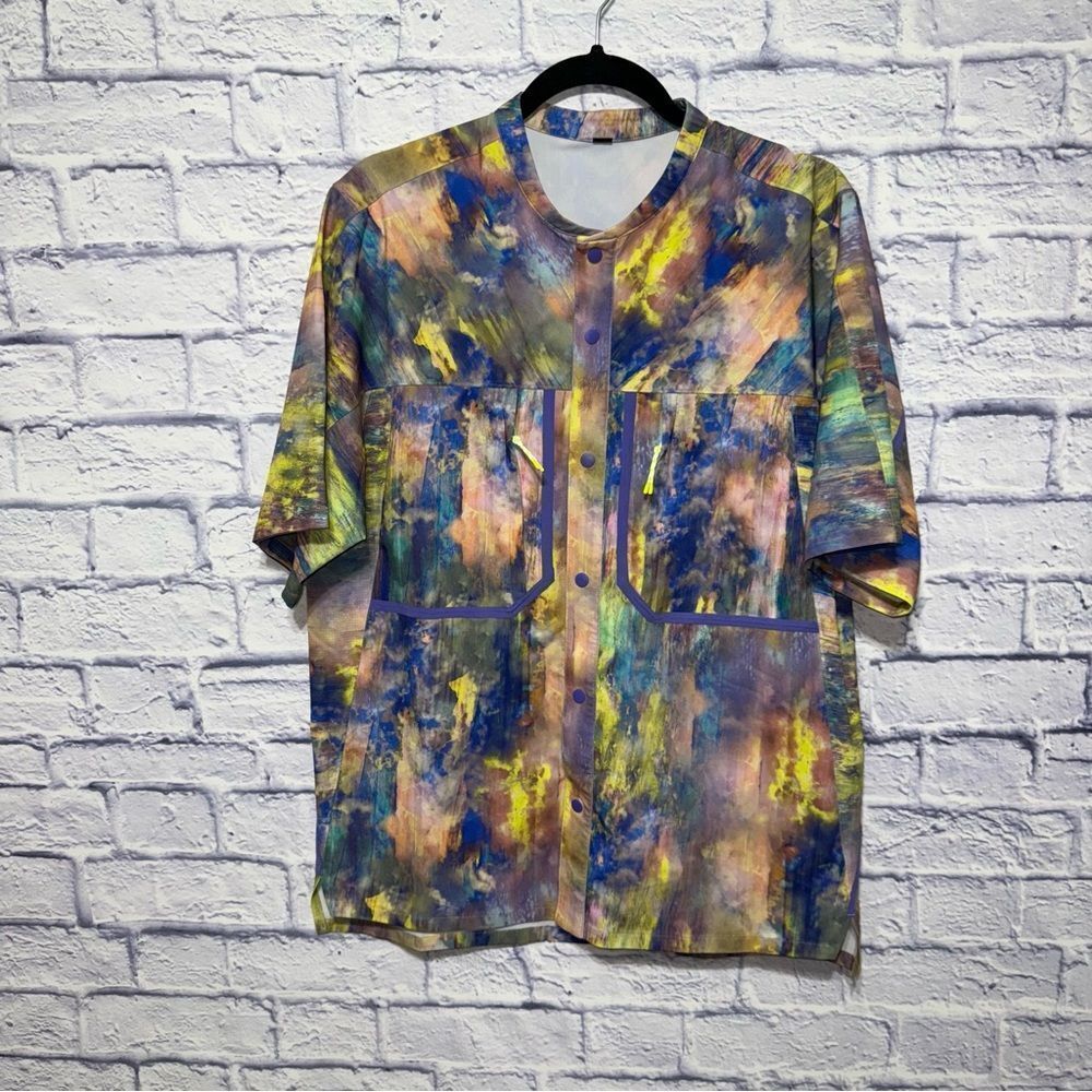 lululemon Water-Repellent Hiking Short Sleeve Shirt Watercolor L